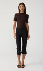 Serene Capri Pants (Black)